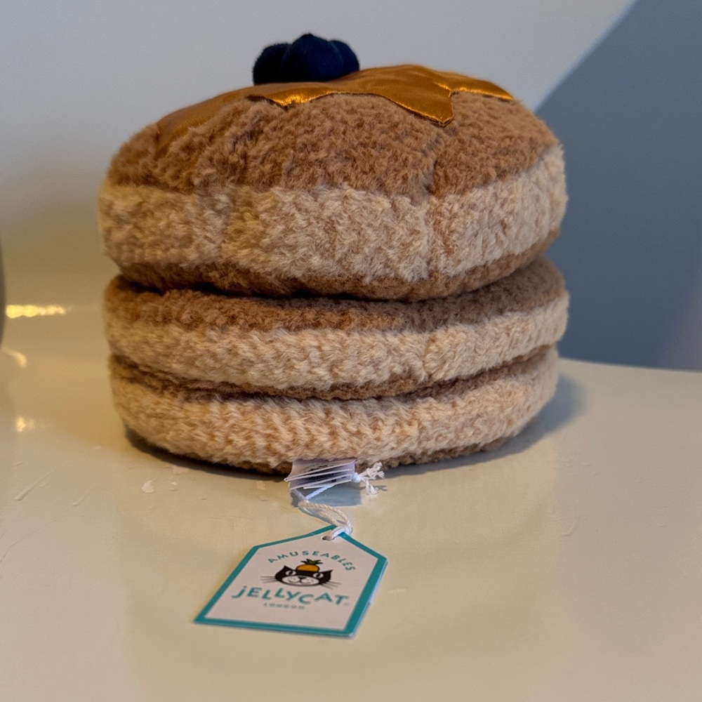 Jellycat Amuseables Fran Pancakes Plush - Picture 4 of 11